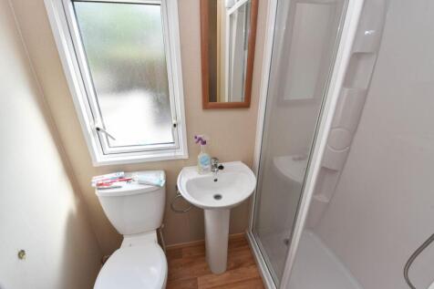 Ensuite shower room