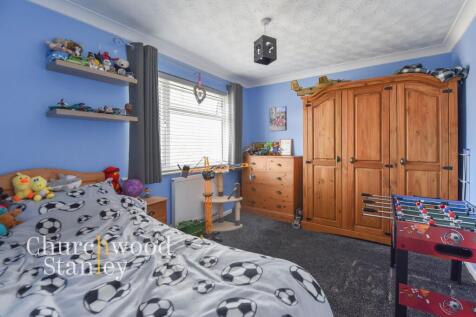Second bedroom