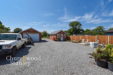 Yard, Garage and Annexe
