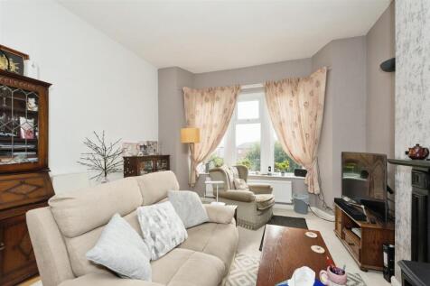 flat1yarfieldhallholbornhillmillomla185at01-19.jpg