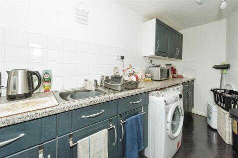 flat1yarfieldhallholbornhillmillomla185at01-22.jpg