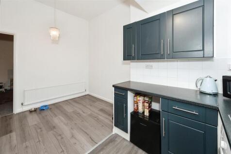 flat7yarfieldhallholbornhillmillomla185at01-15.jpg