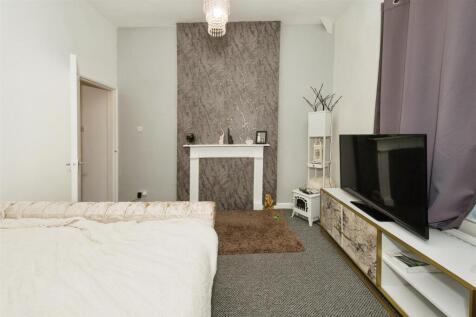 flat7yarfieldhallholbornhillmillomla185at01-20.jpg