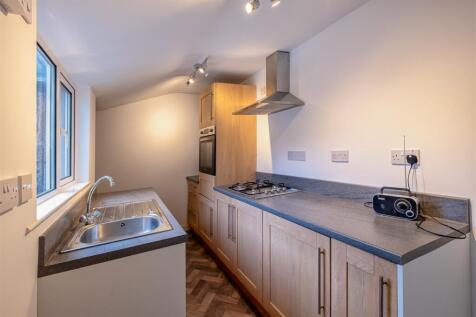 33 Surrey Street (7 of 14).jpg