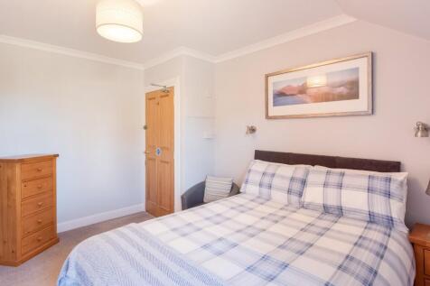 Upper Bed