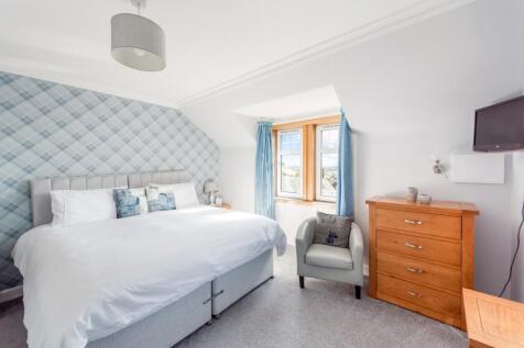Upper Bed