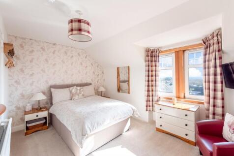 Upper Bed