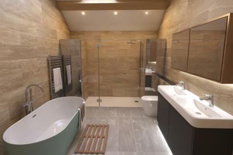bathroom-4.jpg