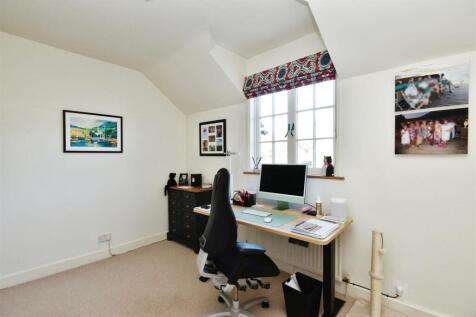 Bedroom4.jpg