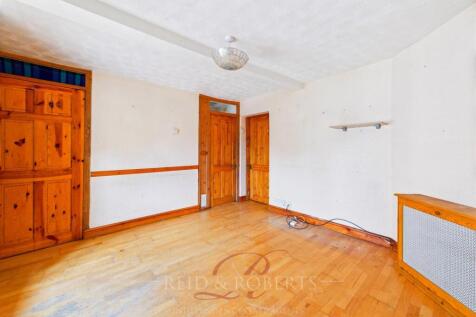 CAM03999G0-PR0154-STILL005.jpg