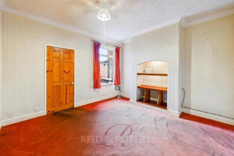 CAM03999G0-PR0162-STILL013.jpg