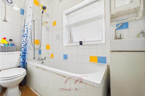 CAM05148G0-PR0038-STILL019.jpg