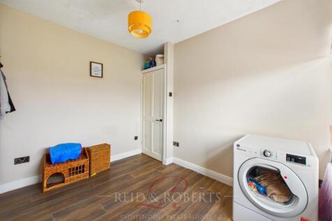 CAM03999G0-PR0183-STILL002.jpg