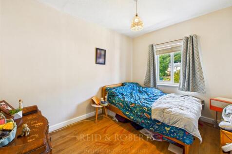 CAM03999G0-PR0183-STILL003.jpg