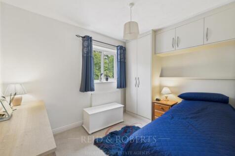 CAM03999G0-PR0179-STILL026.jpg