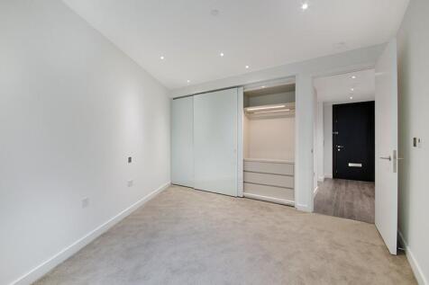 Bedroom 1 with wardr