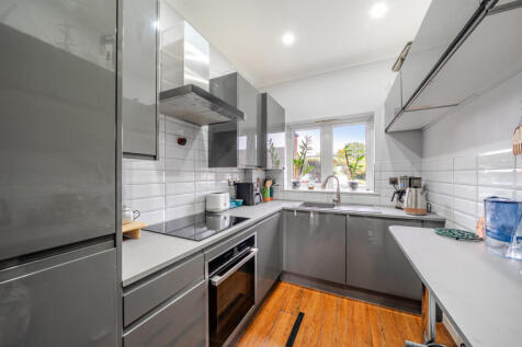 1360368-8-68dfb7c...