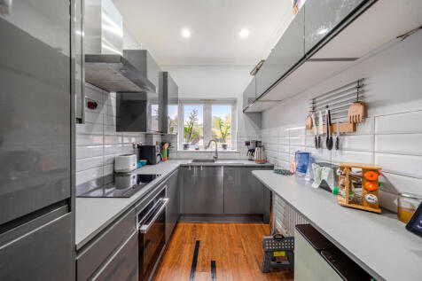 1360368-11-68dfb8...