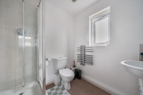 1373660-12-690247...