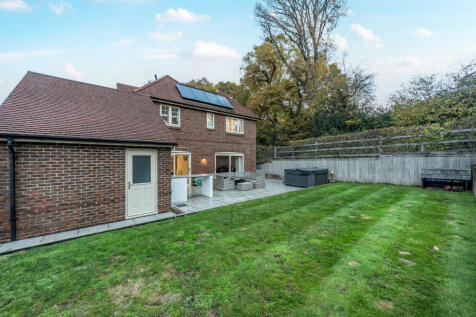 1-690ebf4edd96a-1...