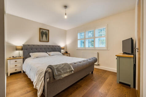 1376061-14-690e18...