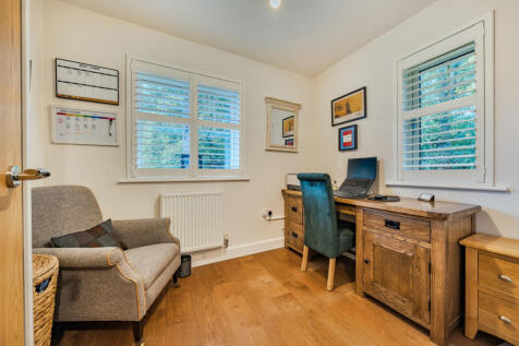 1376061-10-690e17...