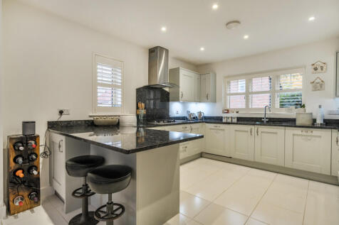 1376061-23-690e19...