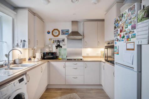 1376786-12-690e11...