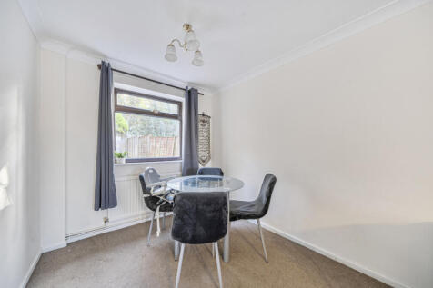 1381187-5-69398cd...