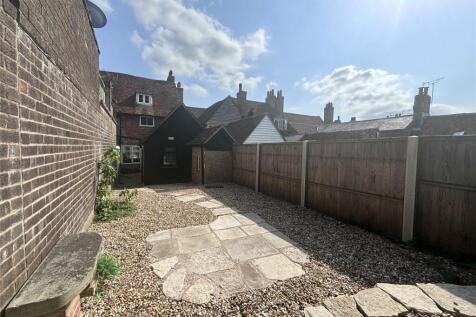 Rear Patio Area