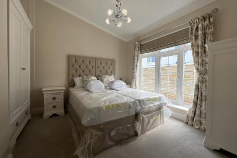 bed 1