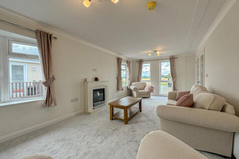 Living room (2)