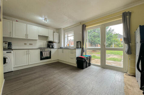 Kitchen dining room (2)