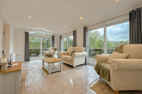 Living Room (3)