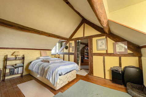 Bed 3 (2)