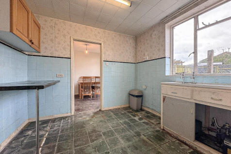 Kitchen (2)