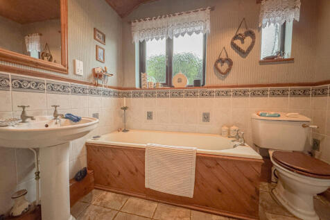 GF Bathroom