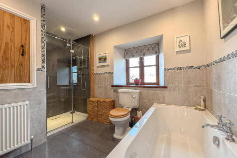 Bathroom (2)