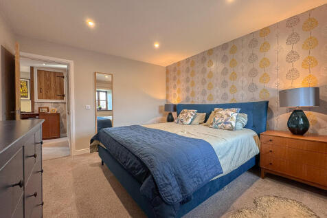 Bed 2 (2)