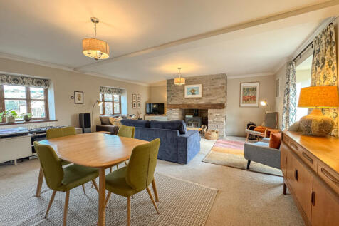 Kitchen_Dining Room