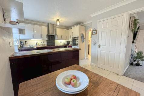 Kitchen Breakfast Room (2)