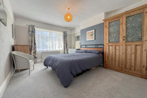 Bed 1