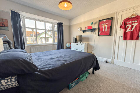 Bed 2 (3)