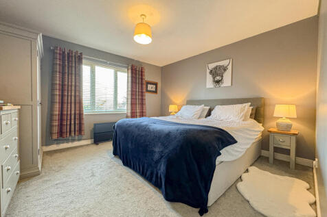 Bedroom (2)