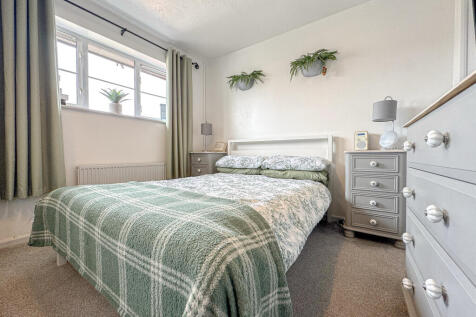Bed 1