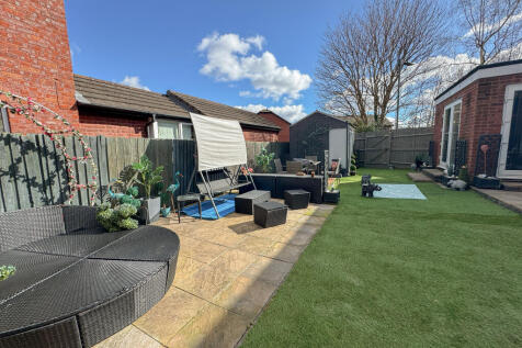 Garden (2)