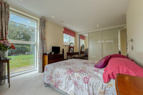 Bed 1 (2)