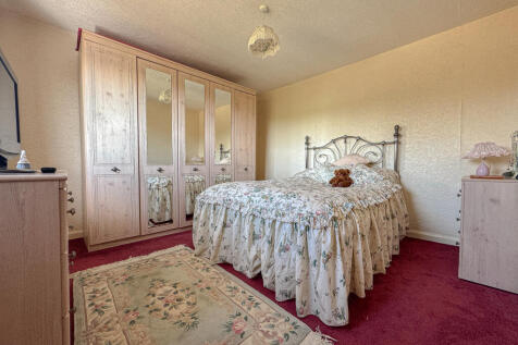 bed 1