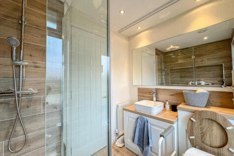 15 Green Crize - Bathroom