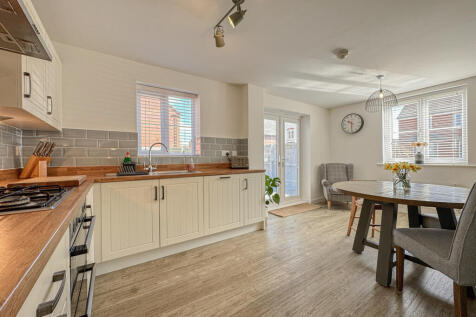 kitchen dining room (2)